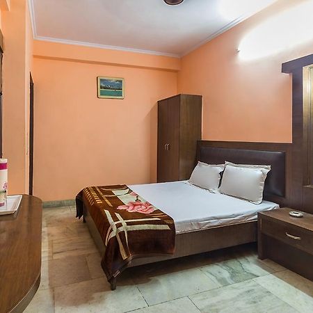 Sahara International Deluxe Hotel Új-Delhi Kültér fotó